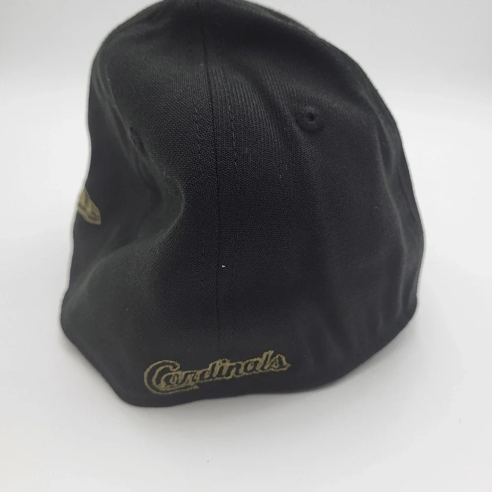 St. Louis Cardinals Armed Forces Day New Era 39THIRTY Medium-Large Black Hat‎